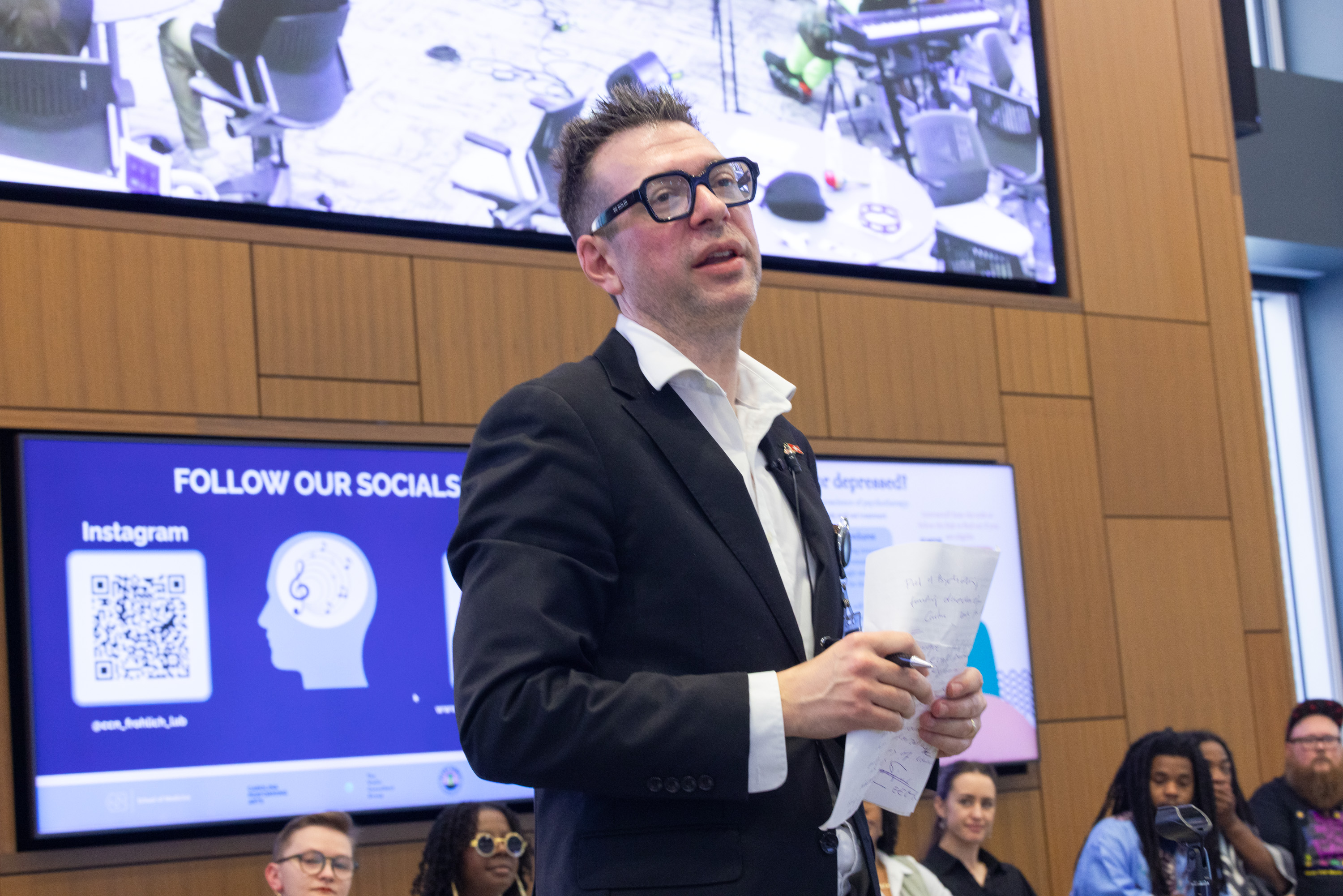 Flavio Frohlich speaking